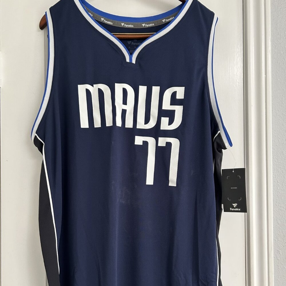 NBA Mavericks Jersey NWT